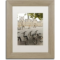 Трговска марка ликовна уметност Париз Деу - Велосипеди на Градското собрание Канвас уметност од Јеил Гурни, Бела мат, рамка